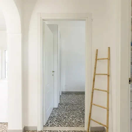 Villa Gabriella Con Piscina By Wonderful Italy